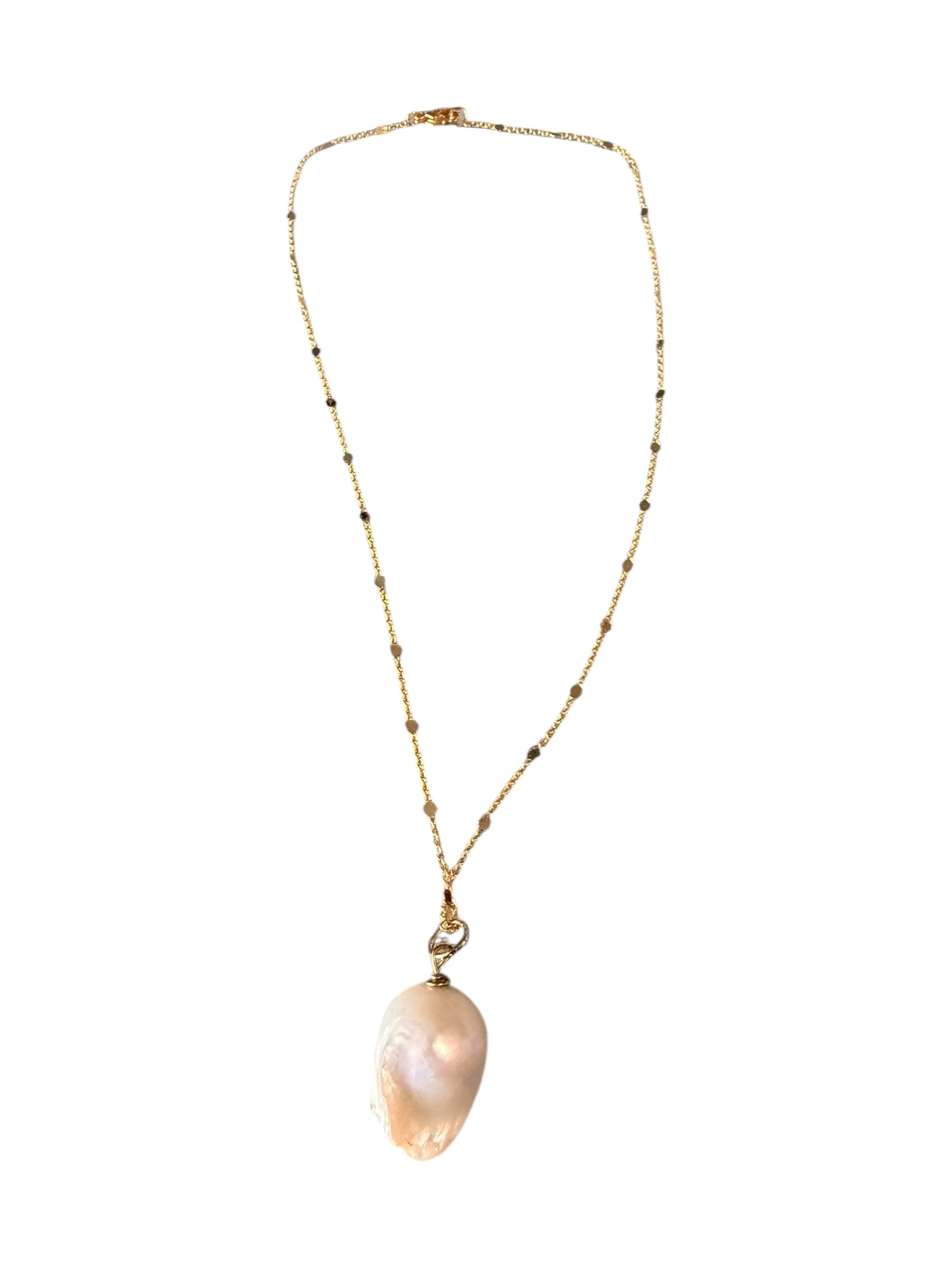 Pearl Pendant Necklaces | Wisdom and Trust