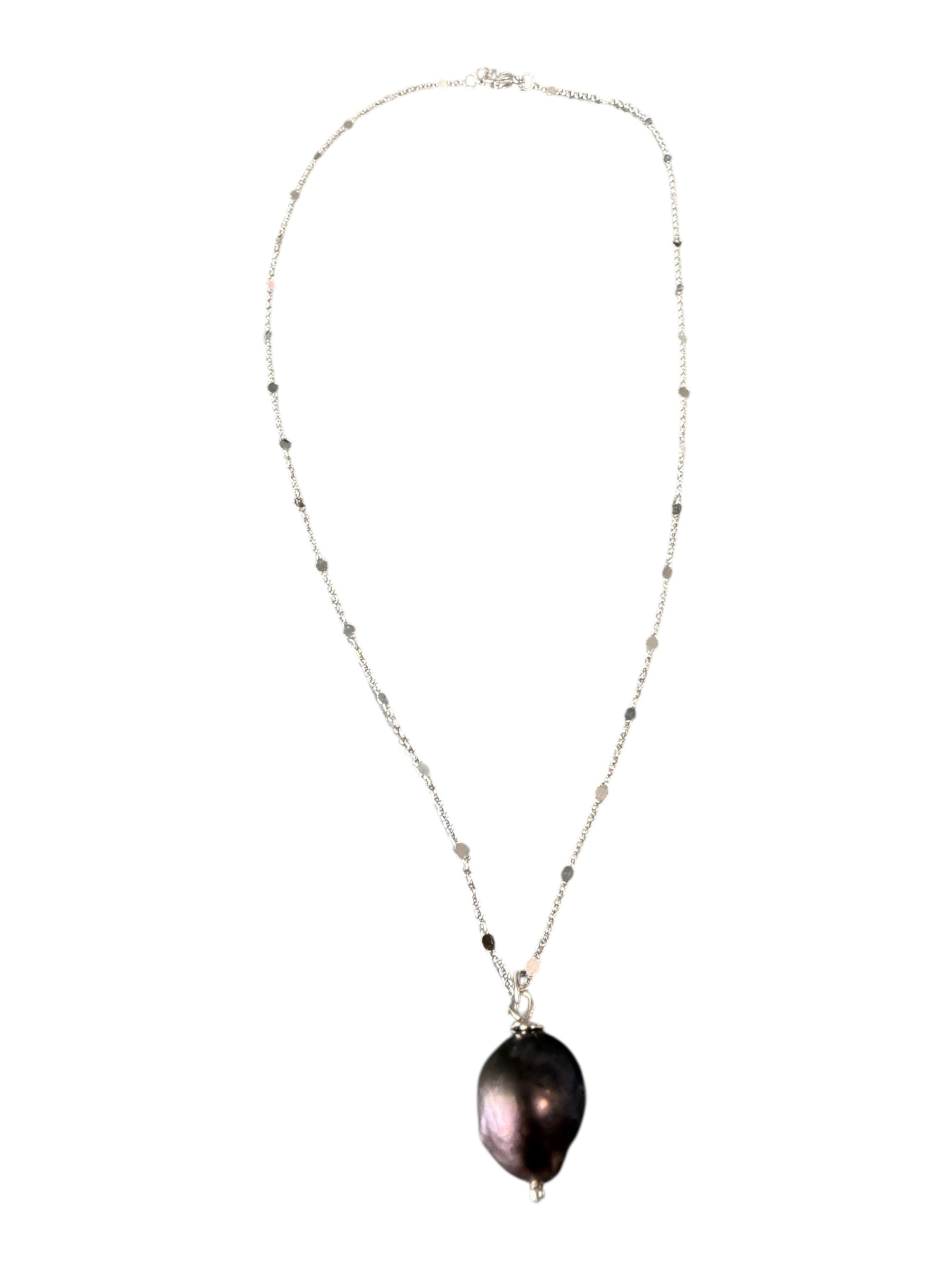 Pearl Pendant Necklaces | Wisdom and Trust