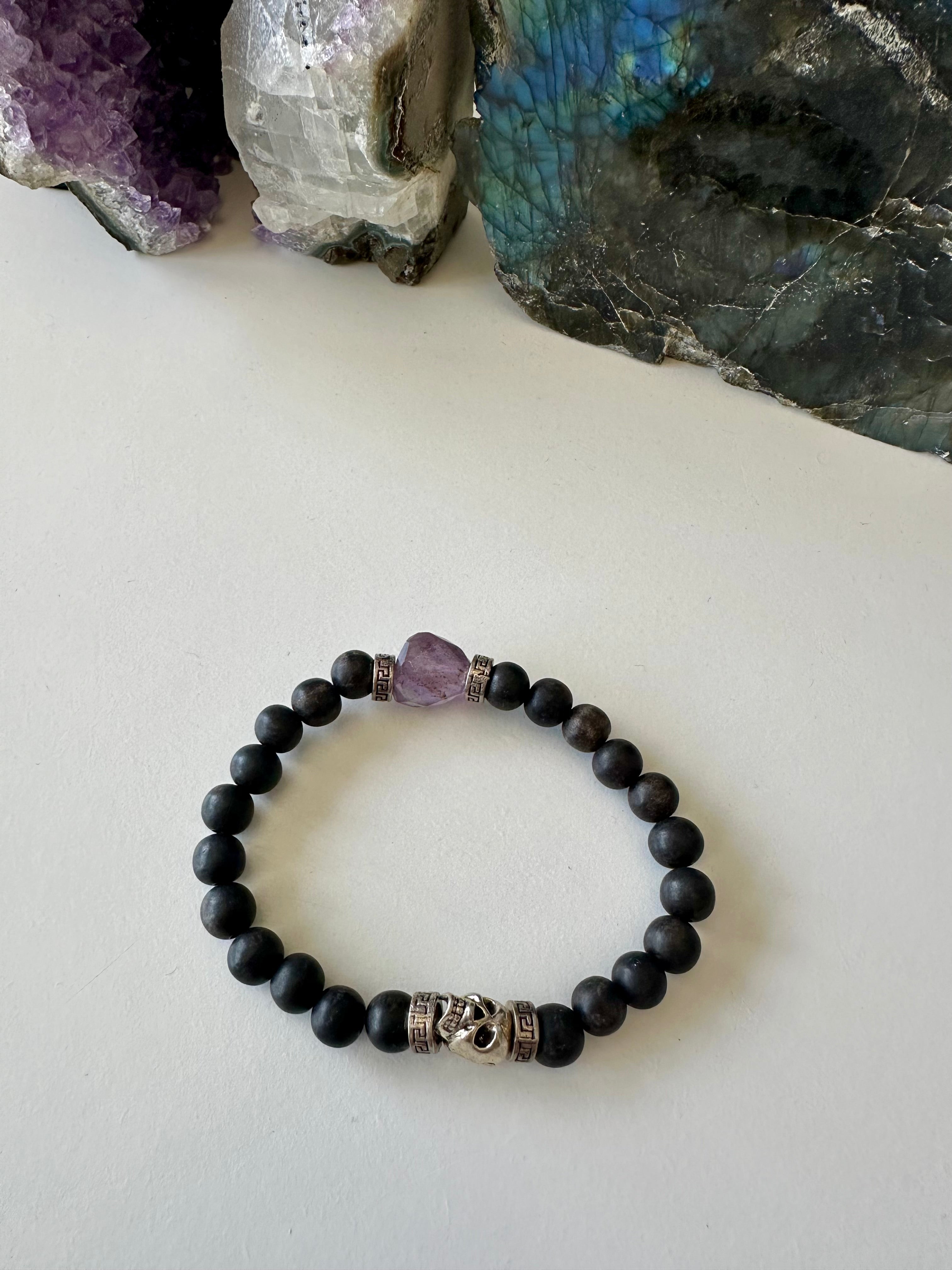 Collection de bracelets en pierres précieuses pour hommes