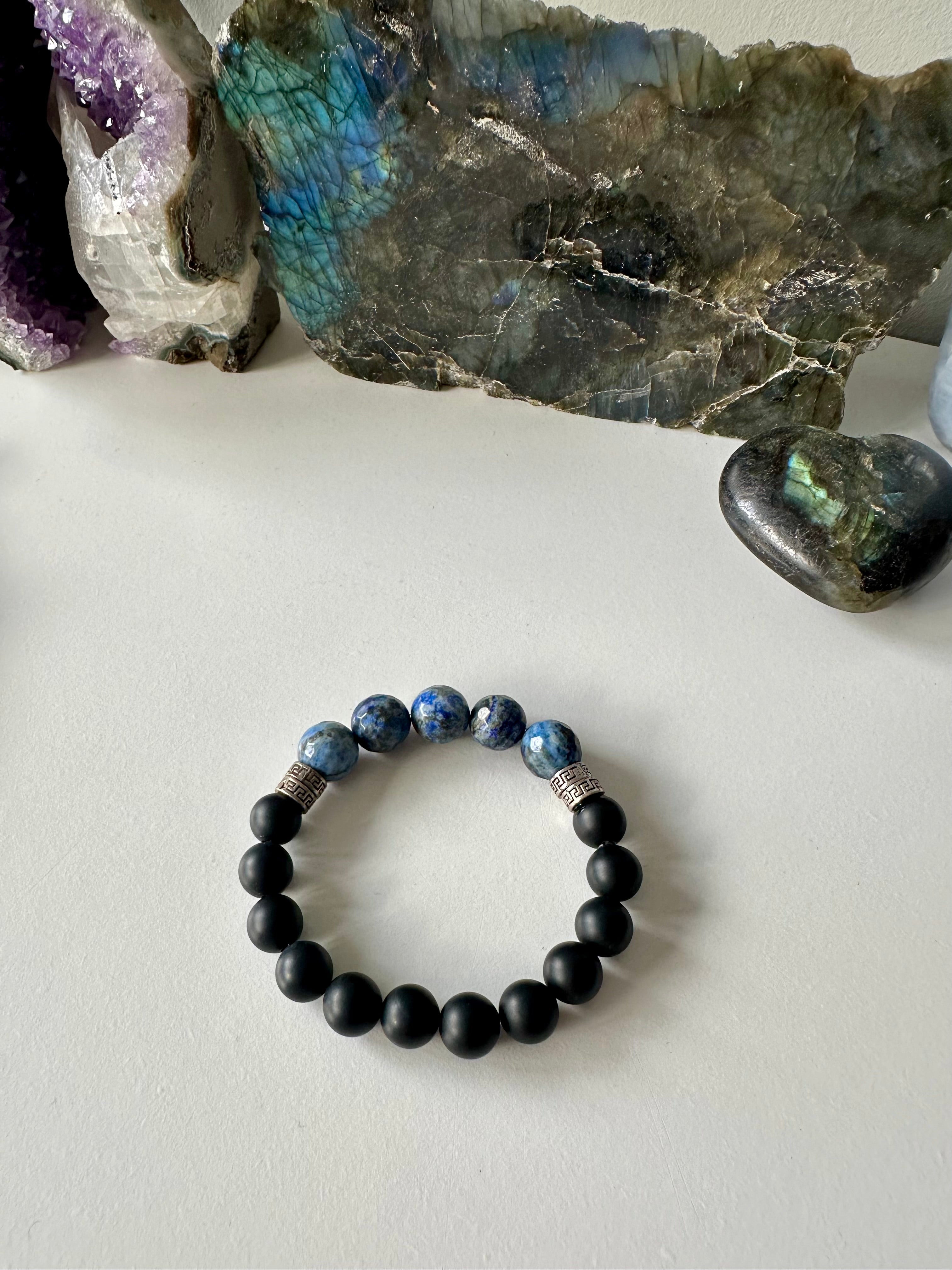 Collection de bracelets en pierres précieuses pour hommes