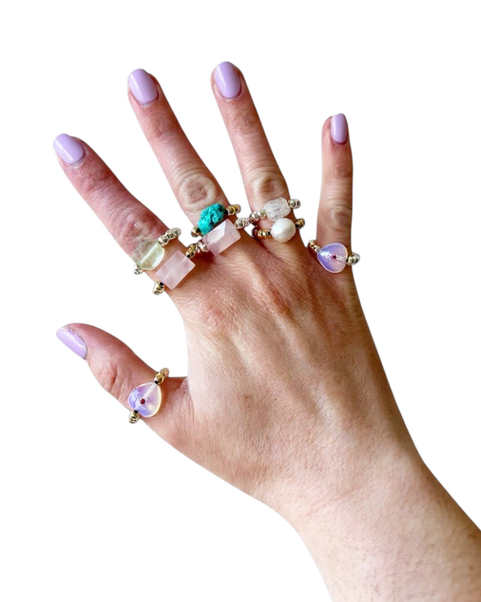 Anneaux de pierres précieuses