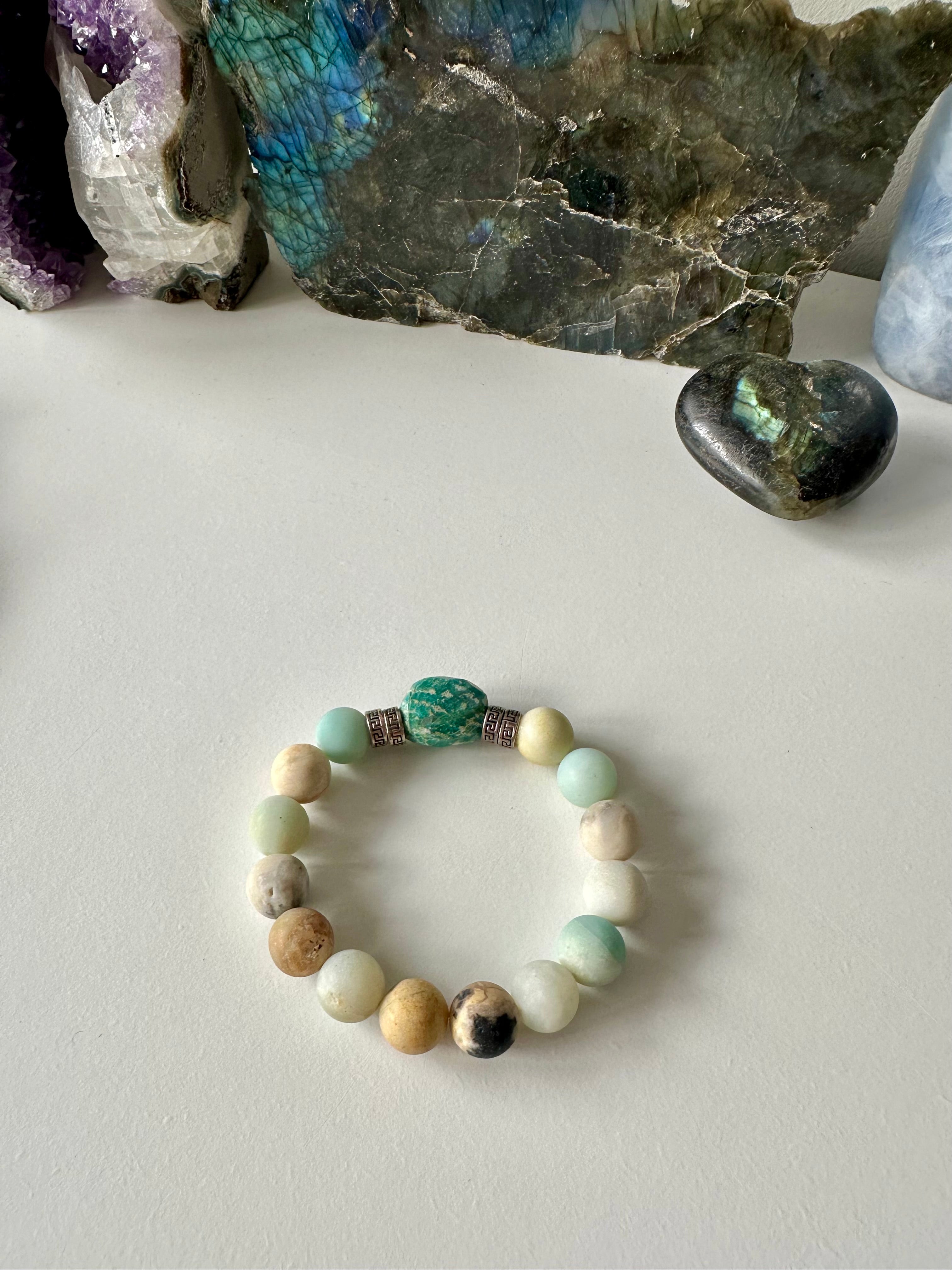 Collection de bracelets en pierres précieuses pour hommes