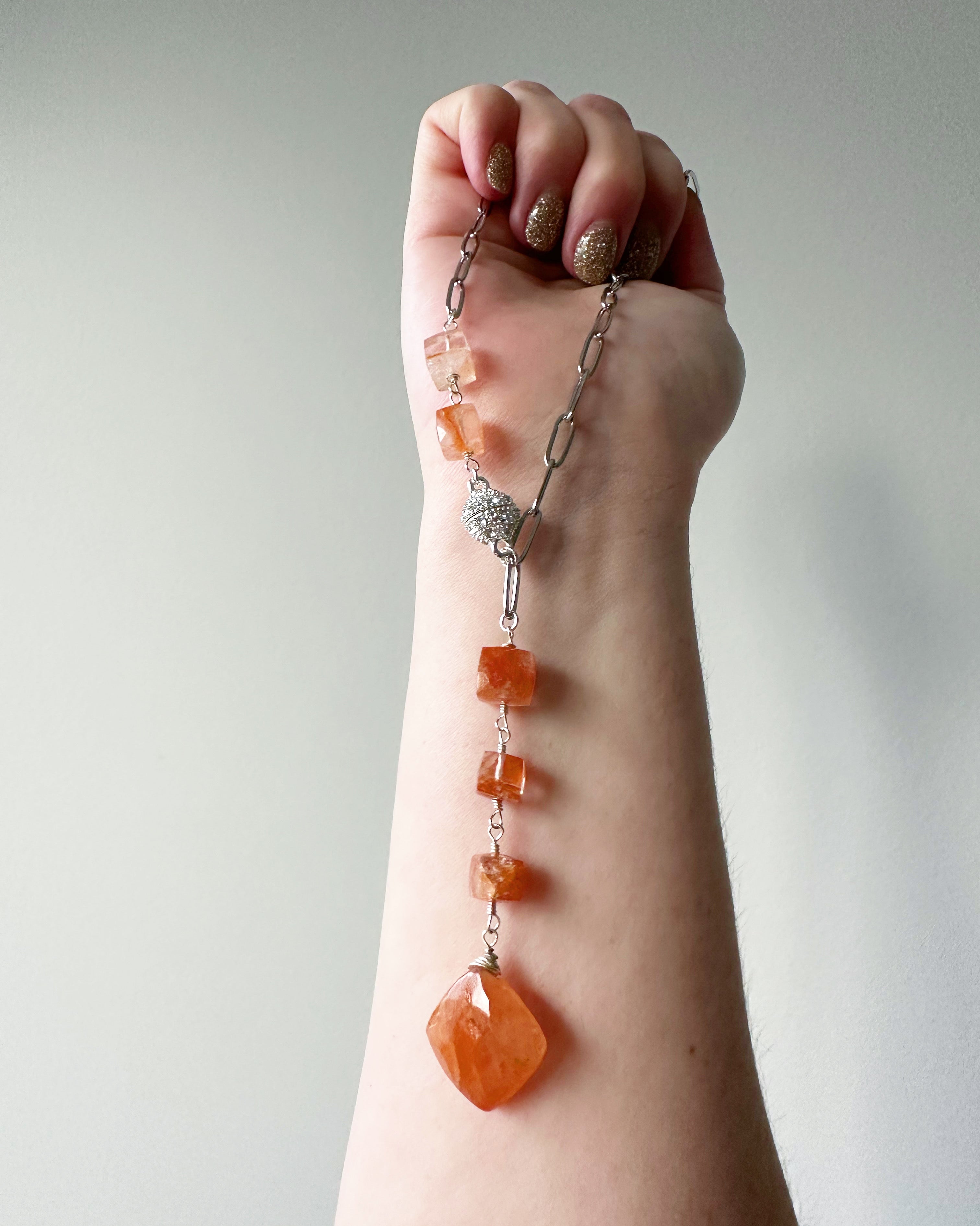 Nora - Cascading Sunstone Gemstone Paperclip Chain Lariat Necklace