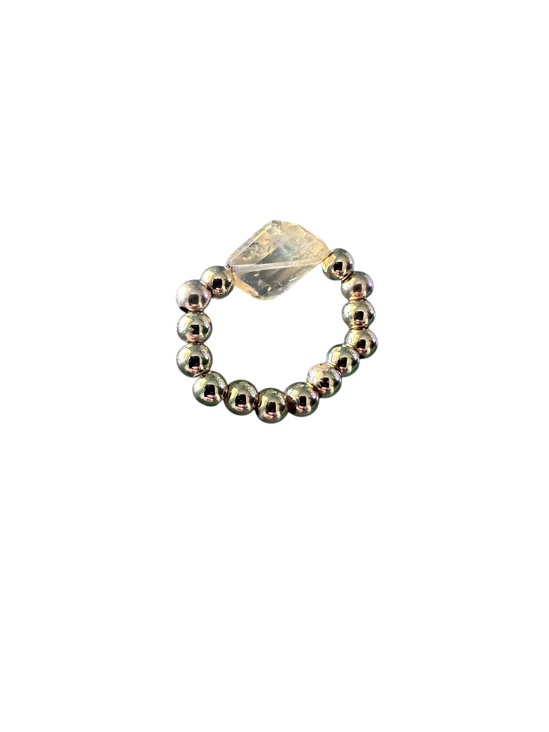 Anneaux de pierres précieuses