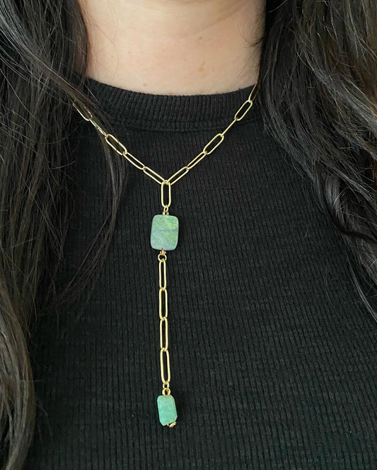 Lynn - Collar de gota de piedras preciosas