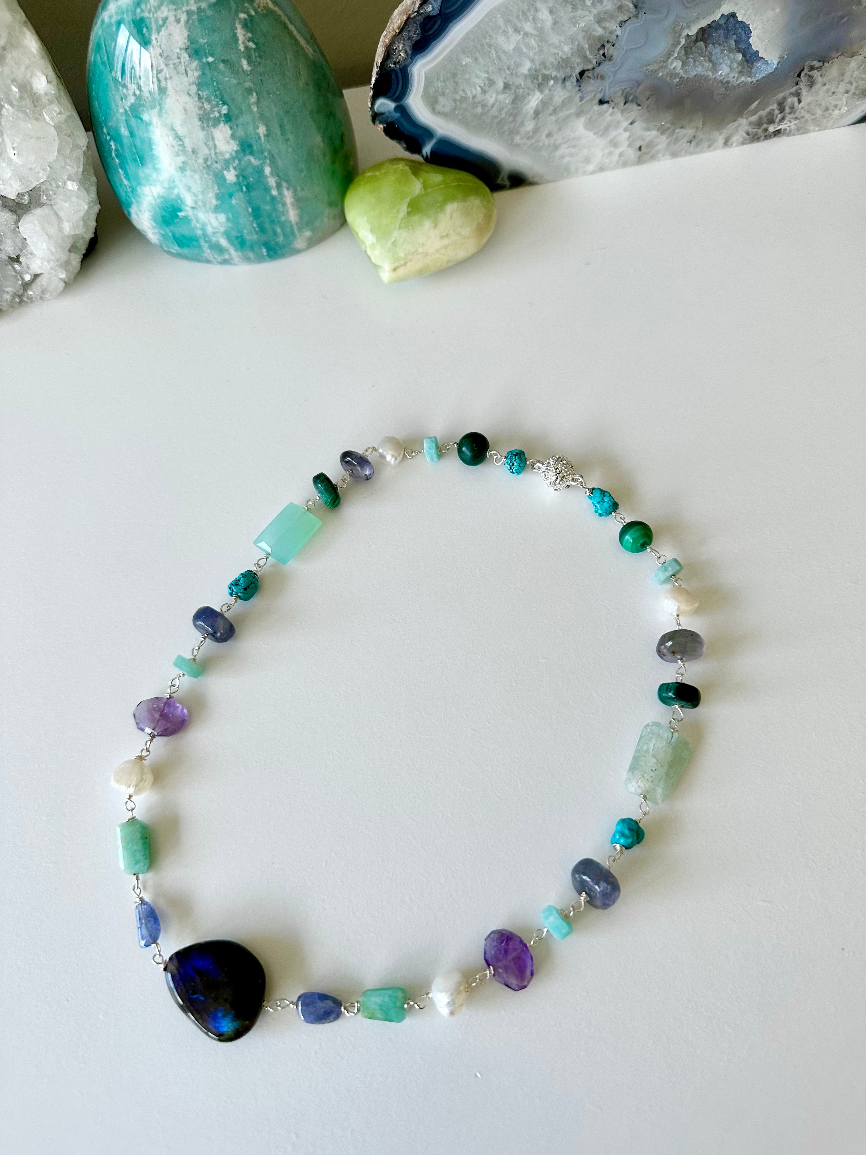 Blaine - Collier de pierres précieuses de labradorite et de citrine
