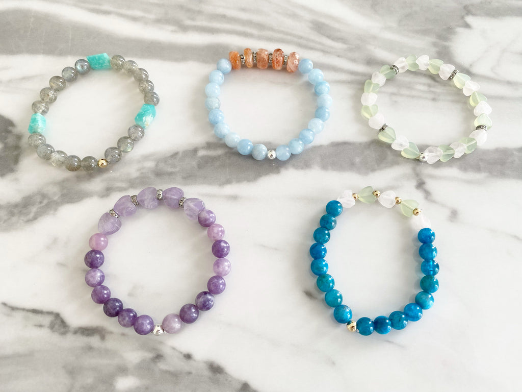 Collection de bracelets en pierres précieuses pour hommes
