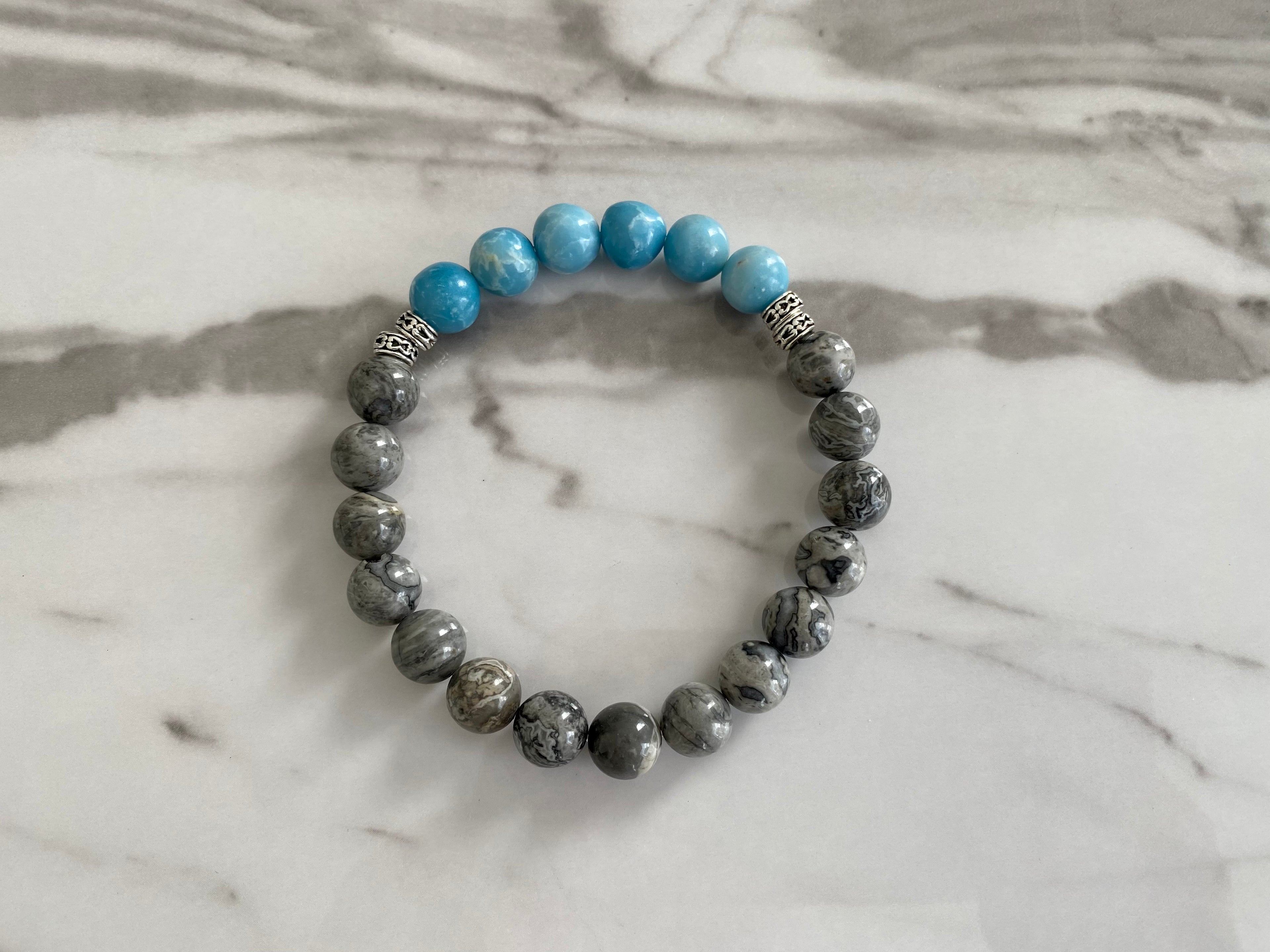 Collection de bracelets en pierres précieuses pour hommes
