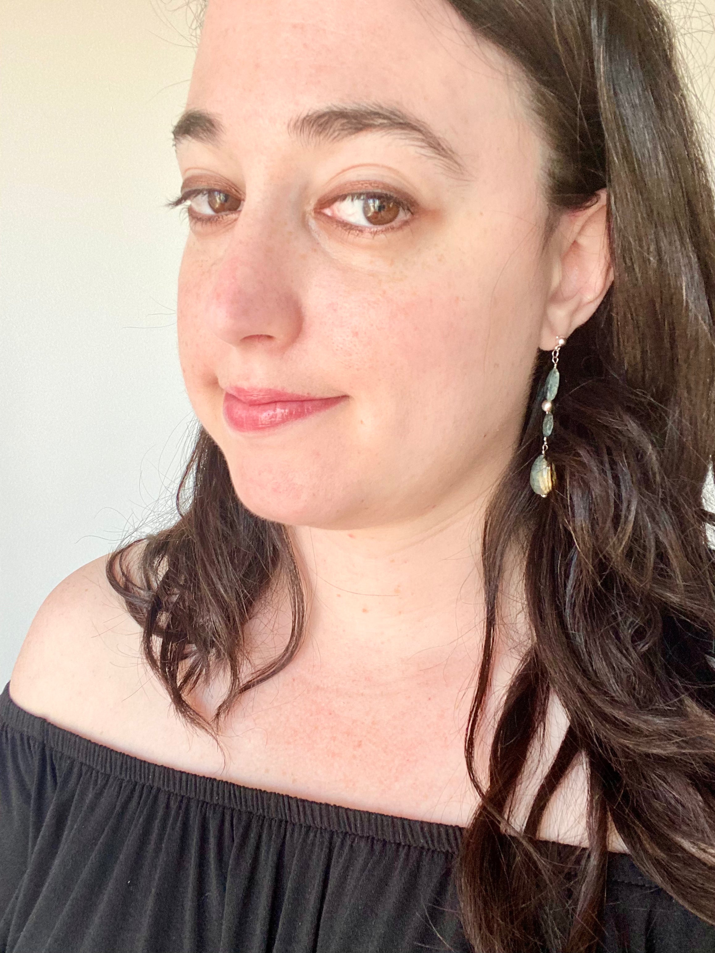 Celine - Boucles d'oreilles en pierres précieuses aigue-marine et labradorite