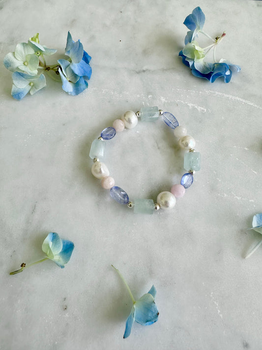 Calla - Bracelet de pierres précieuses aigue-marine, perle d'eau douce, morganite, tanzanite